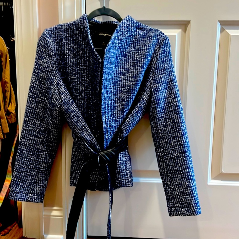 Cropped jacket with black pleather tie